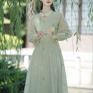 New Chinese Style Embroidered Knit Dress with Thickened Lining